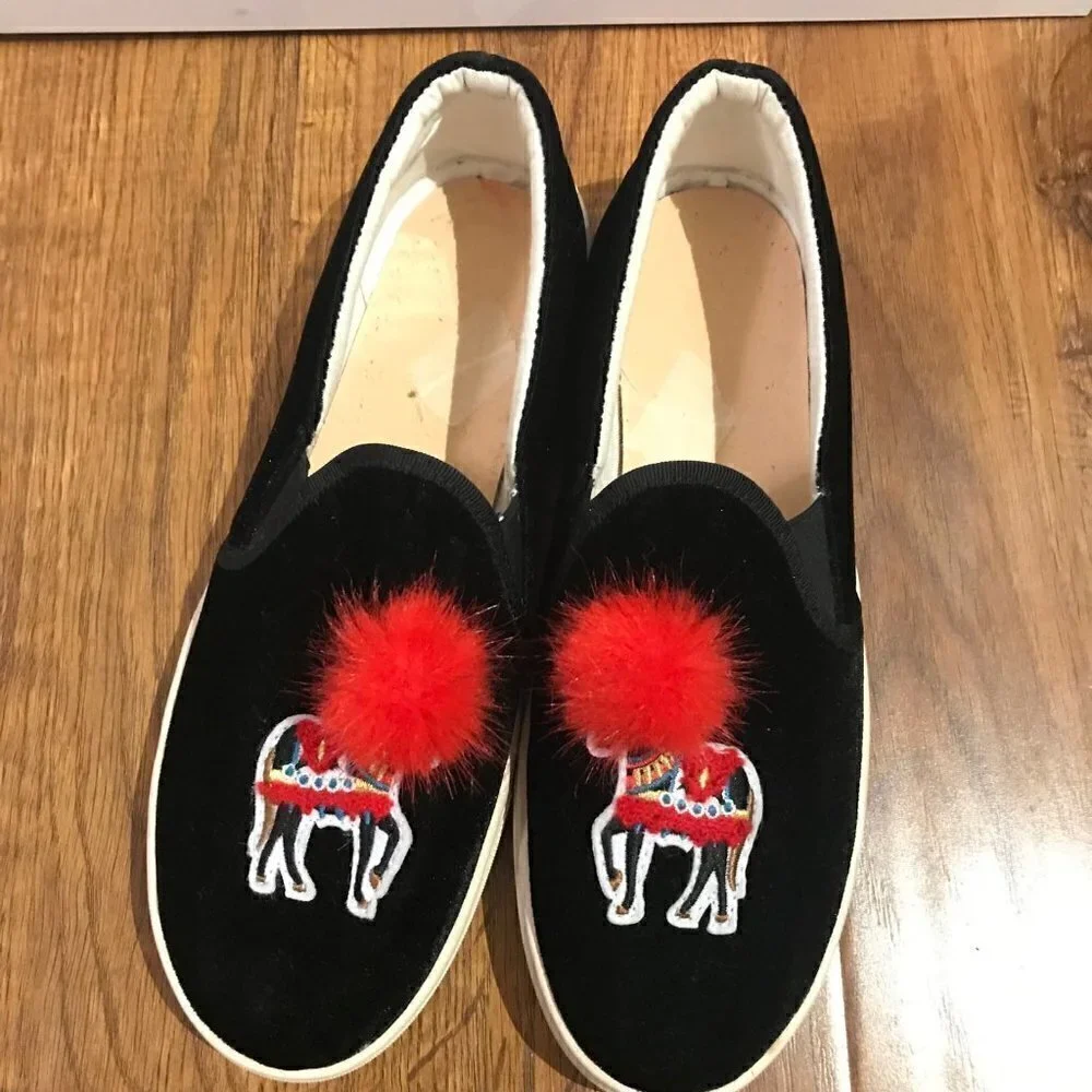 soludos show pony velvet slip ons